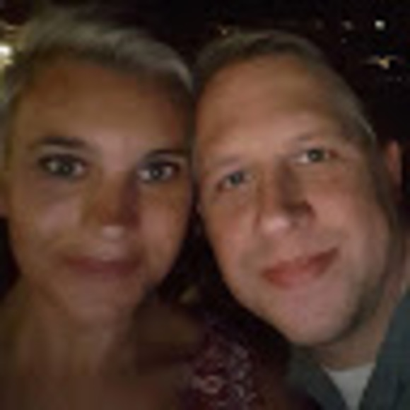 Meet your Personal Shopper, Jeri - Picture 2 of 3